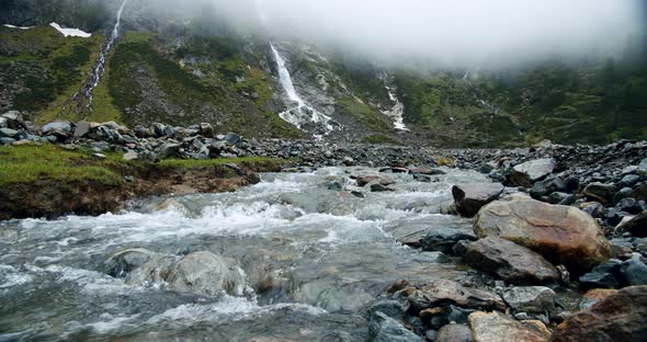 Sulzenau River and Waterfall in Stubai Austria alt