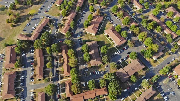 Exterior View Residential Apartment Complex in Street and Home alt