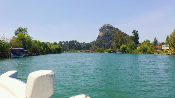 Speed Sailing on the River Dalyan, Turkey. Speed Ramp alt