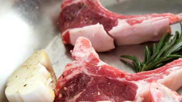 Meat chops marinated in a pan alt