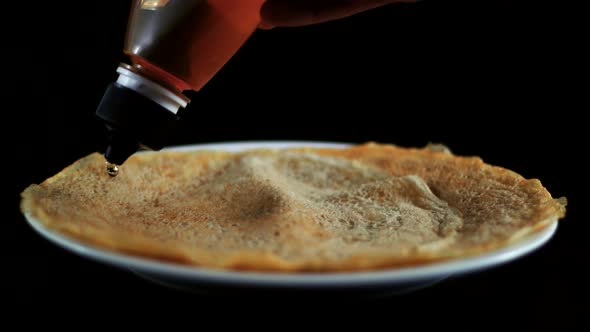 Crepes With Honey On Plate And Raspberries. Pancakes With Fruits And Honey. Crepes With Maple Syrup. alt