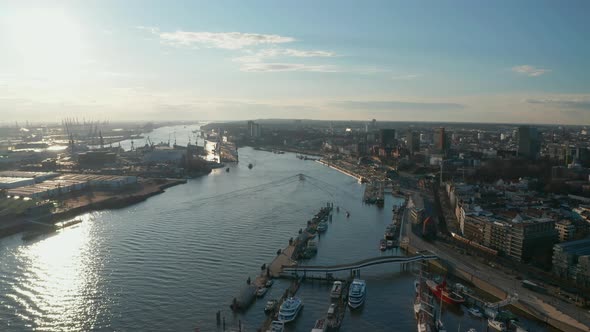 Aerial View of Buildings on the River Bank of Elbe River in Hamburg City Center alt