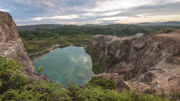 Timelapse sunrise with beautiful environment suitable for outdoors activity. alt