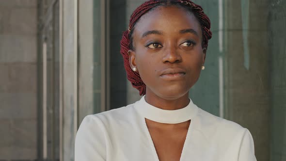 Closeup Female Portrait African American Girl Lady Afro Woman Student Businessperson Face Stylish alt