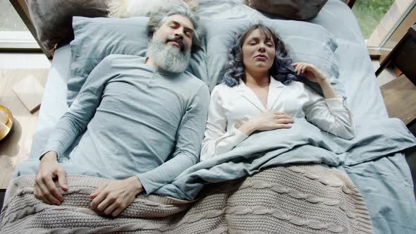 Sleeping Man and Woman Waking Up in Bed at Home and Leaving Bedroom in Hurry Being Late for Work alt