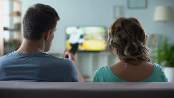 Couple Arguing Over Watching Tv, Man and Woman Having Conflict ...