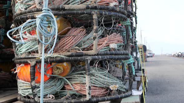 Traps Ropes and Cages Fishing Industry in USA alt