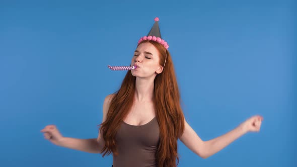 Ginger Woman in Party Hat and Brown Tank Top alt