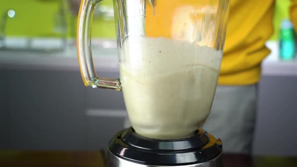 Grind Bananas in a Blender alt