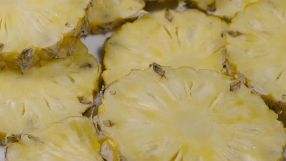 Whole Cut Pineapple Slices alt