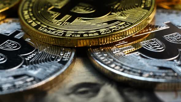 Bitcoin Money And Dollar Banknote alt