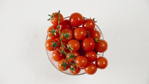Tomatoes in a Glass Bowl alt