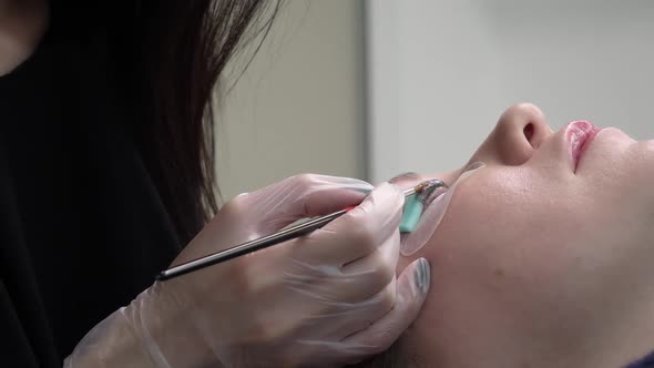 Eyelash Care Procedure