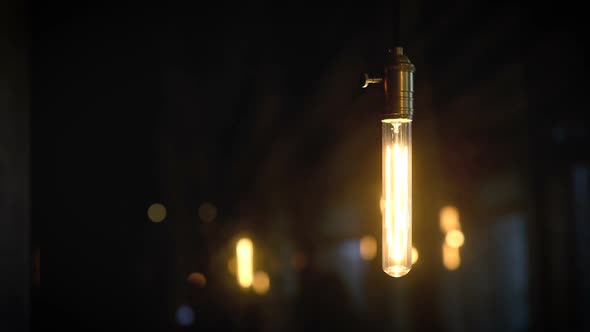 Antique light bulb alt