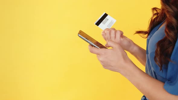 Mobile Banking Woman Using Credit Card Smartphone alt