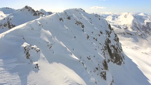 Sharp Mountain Peaks alt