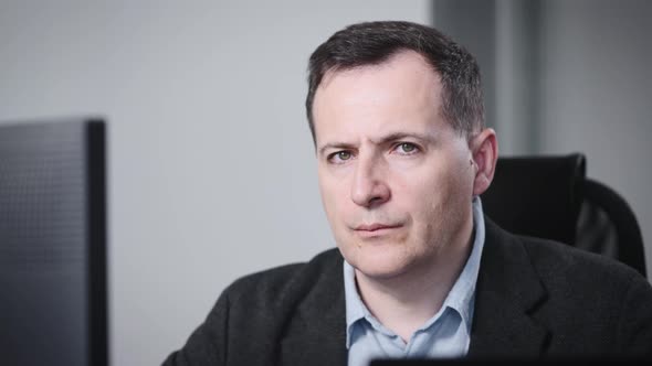 Manager Portrait alt