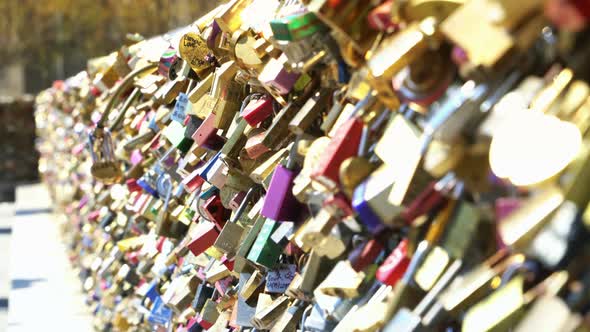 Paris Romantic Love Lockers
