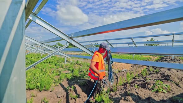 Building of an innovative solar power plant alt