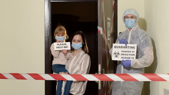 Medical Worker Opening Entrance Door Sick Family of Woman with Daughter at Home During Coronavirus alt