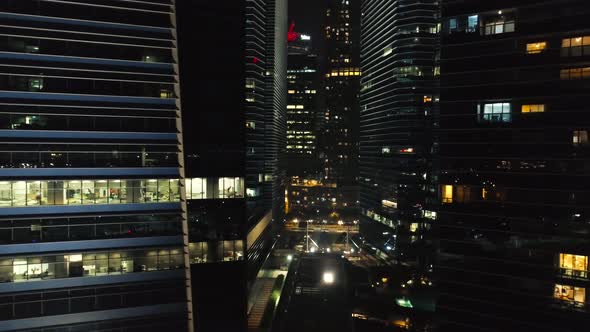 View Of A City Skyline With Skyscrapers alt