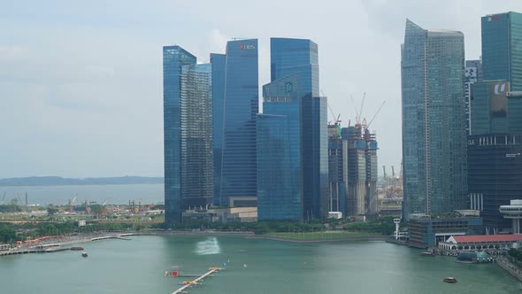 Time lapse of Building in Singapore city alt