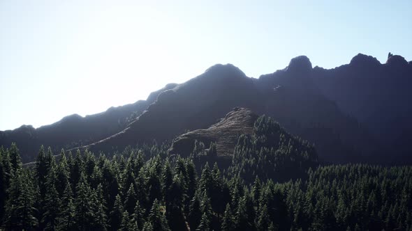 Mountain Landscape in Colorado Rocky Mountains alt