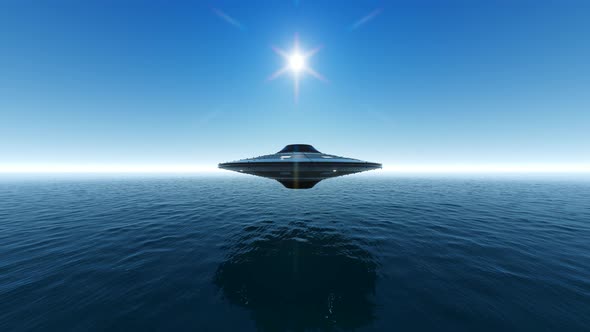 Ufo On The Sea alt