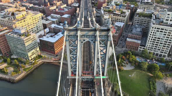 Manhattan Bridge at Landscape Looking to Beautiful View of New York City alt