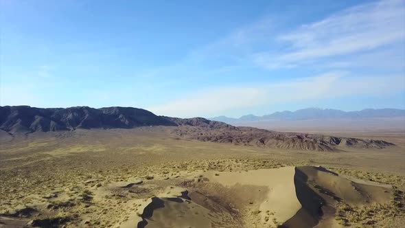 Huge Sand Dunes of Kazakhstan alt