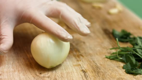 Onion cut on a table alt