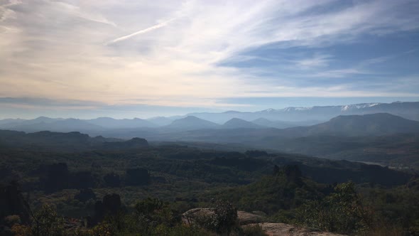 Endless valley near town of Belogradchik 4K 2160p 30fps UltraHD footage - Strange shaped sandstone a alt