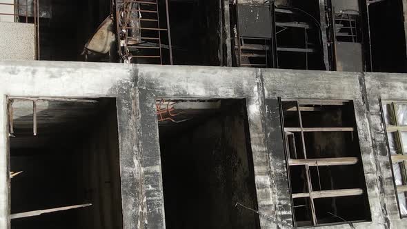 Vertical Video of a Burnt and Destroyed House in Kyiv Ukraine alt