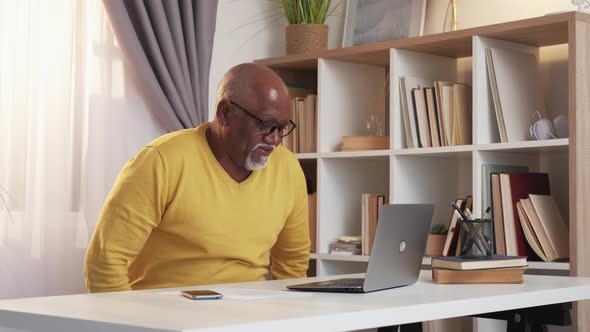 Favorite Work African Man Distance Communication alt