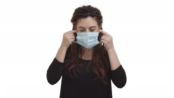 Covid19 Quarantine and Socialdistancing Concept alt