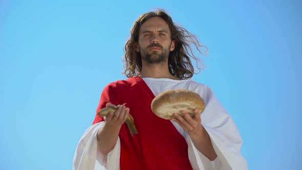Jesus Showing Fish and Bread, Biblical Story, Miracle About Feeding Thousands alt