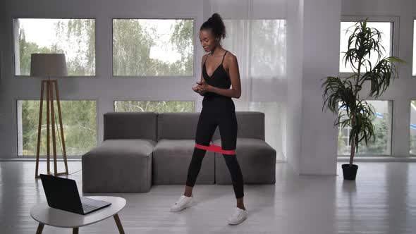 Positive Fit Woman Online Trainer During Workout alt