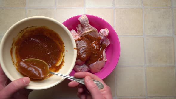 Marinating Raw Chicken Legs in the Home Kitchen