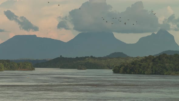 Time lapse - Sunset at 'Rio Negro' river