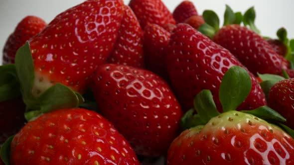 Fresh Ripe Strawberries 33 alt