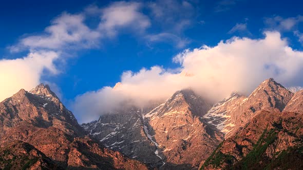 Himalayan Cloudscape Timelapse alt