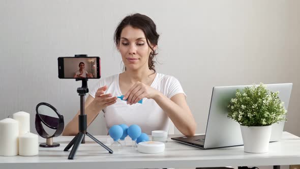 Influencer Young Girl Blogger Talks About Skincare. Woman Recording Video Blog Tells How To Be alt