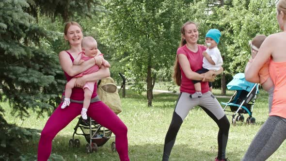 Booty-Shaping Squats for Young Moms alt