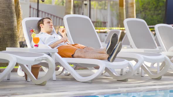 Cocktail by the pool at the hotel. alt