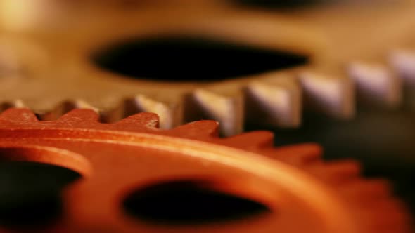 mecahanical wheels rolling-macro alt