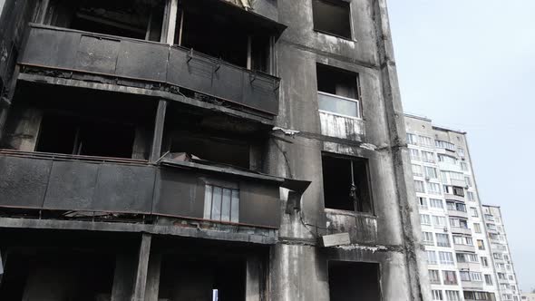 War in Ukraine  Burnt and Destroyed House in Kyiv alt