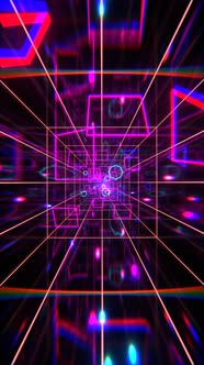 Rotation of a Mirror Tunnel with Luminous Geometric Shapes