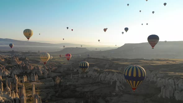 Balloons In Cappadocia 6 alt