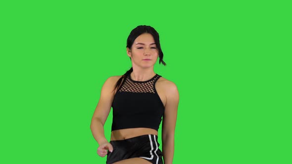 Hot B-girl Dancing on a Green Screen, Chroma Key alt