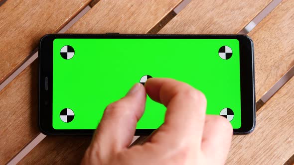 Cellphone Green Screen Horizontal